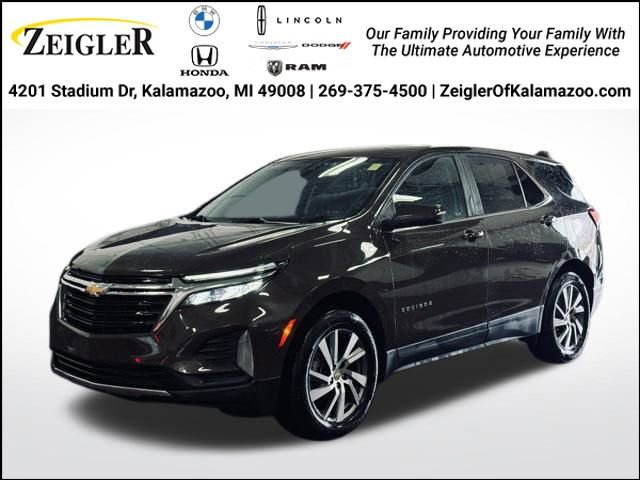 Used 2023 Chevrolet Equinox LT image 1