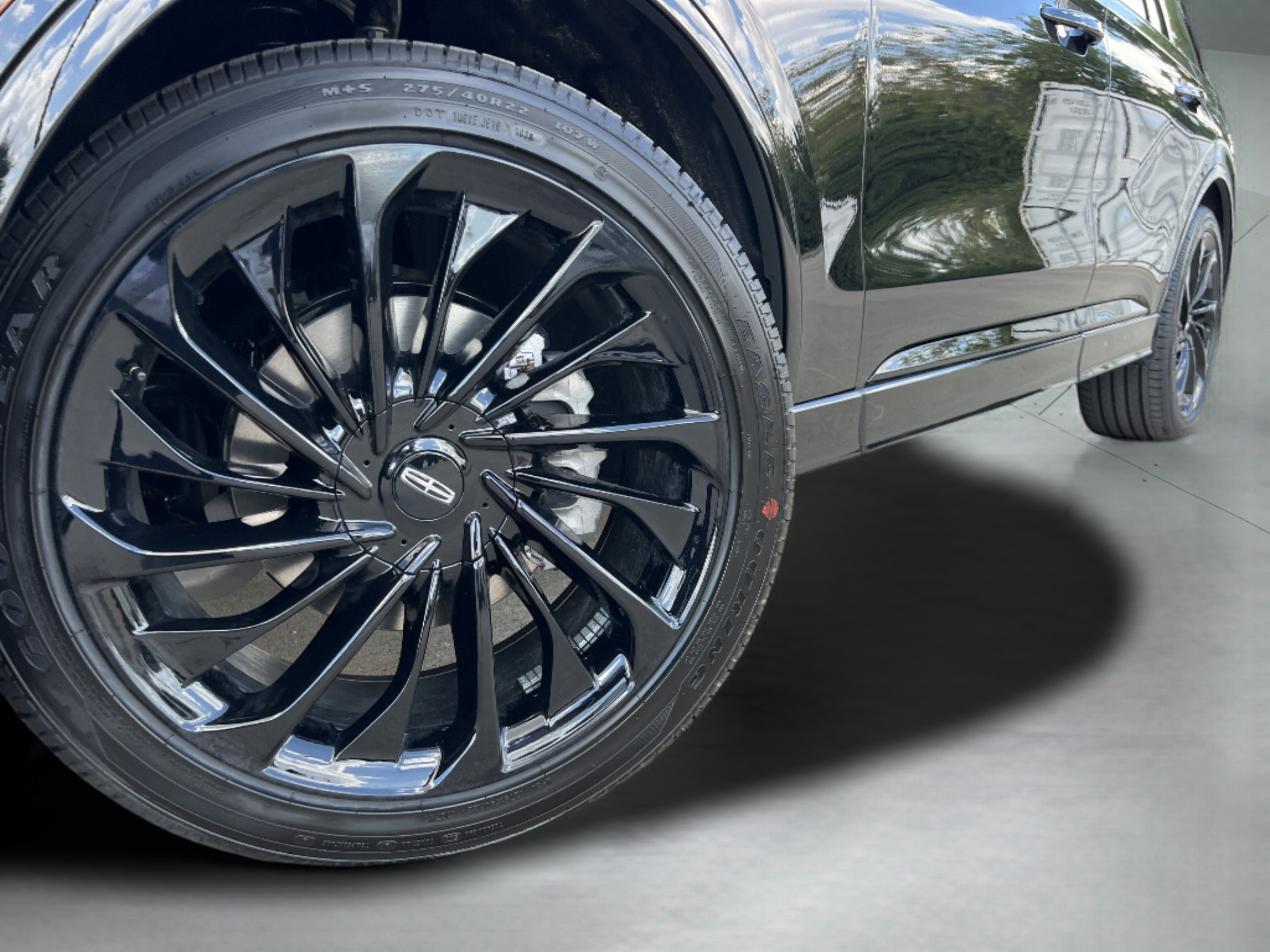 New 2026 Lincoln Aviator Reserve w/ Luxury Package RWD image 35