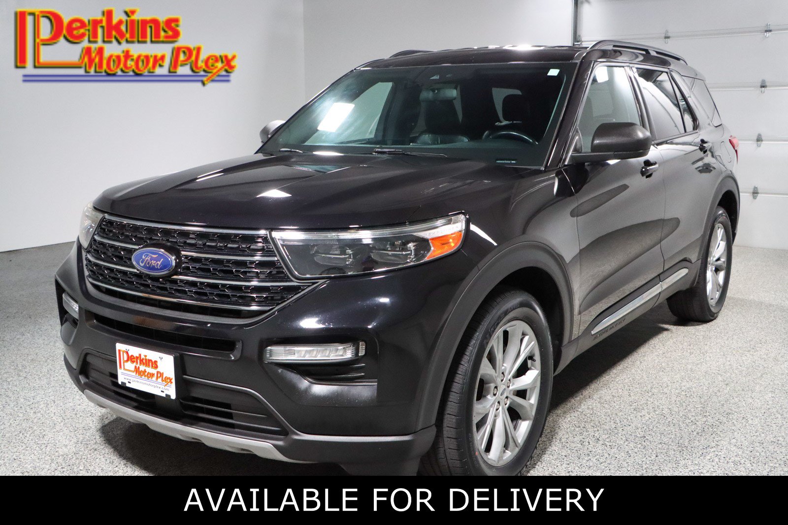 Used 2020 Ford Explorer XLT w/ Equipment Group 202A AWD/4WD image 1