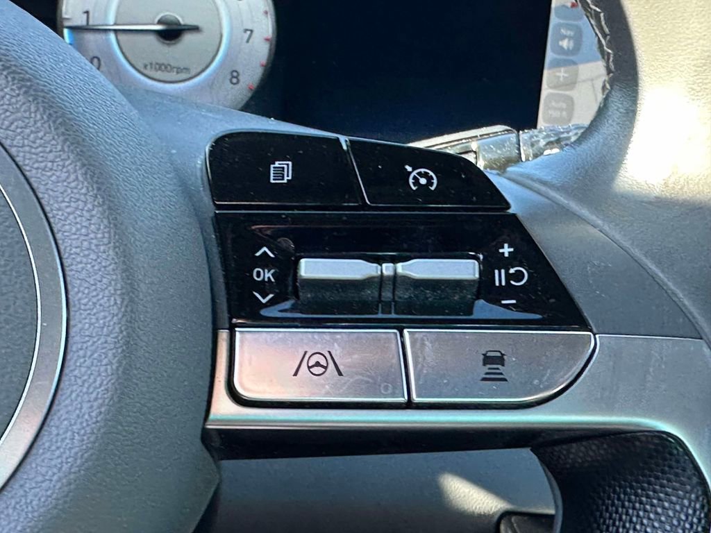 Used 2023 Hyundai Elantra SEL w/ Convenience Package FWD image 28