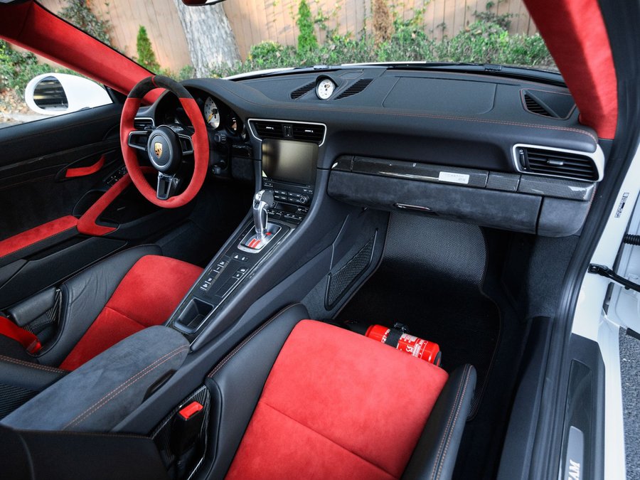 Used 2018 Porsche 911 GT2 RS RWD image 14