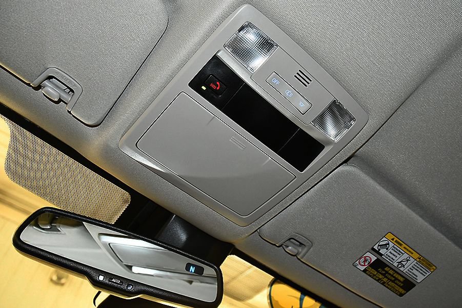 Used 2022 Toyota Tacoma SR5 AWD/4WD image 25