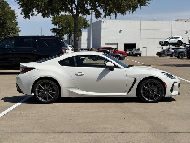 Used 2025 Subaru BRZ Limited RWD image 3