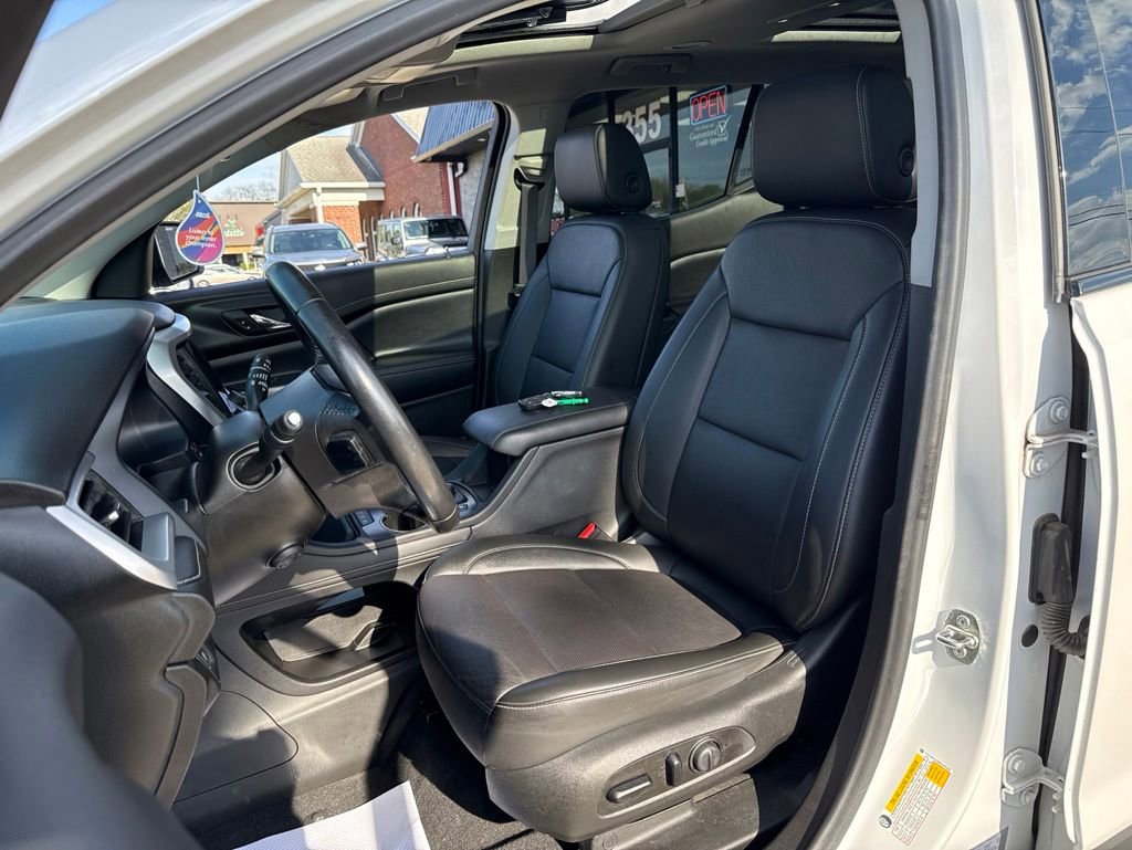 Used 2021 GMC Acadia SLT w/ Elevation Edition AWD/4WD image 2