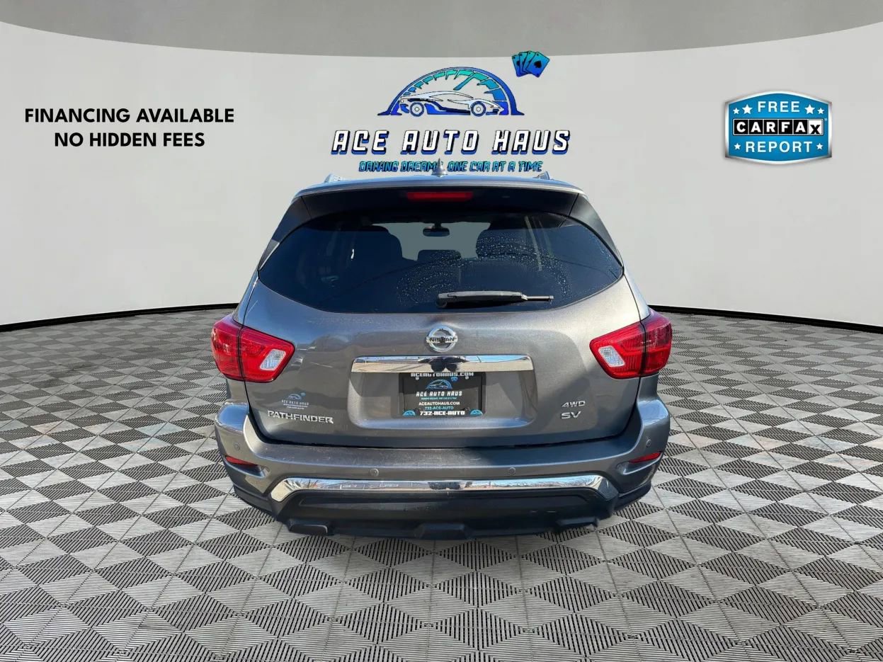 Used 2019 Nissan Pathfinder SV image 6