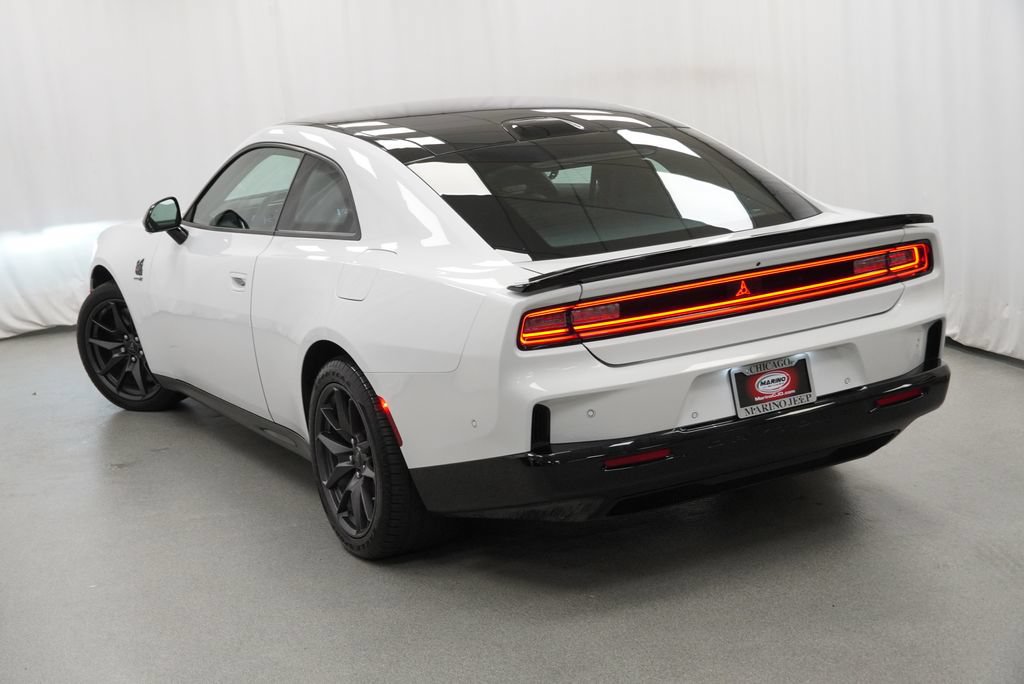 Used 2024 Dodge Charger Daytona Scat Pack w/ Plus Group AWD/4WD image 12