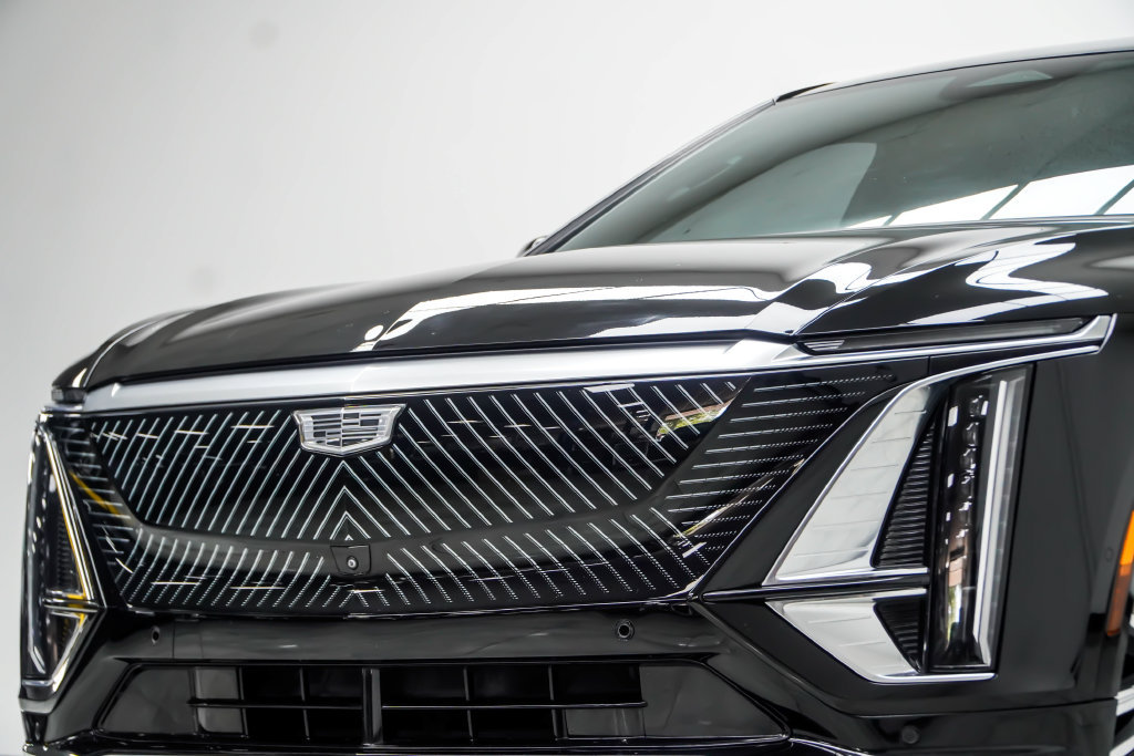 Used 2024 Cadillac Lyriq Tech w/ Driver Assist Package RWD image 2