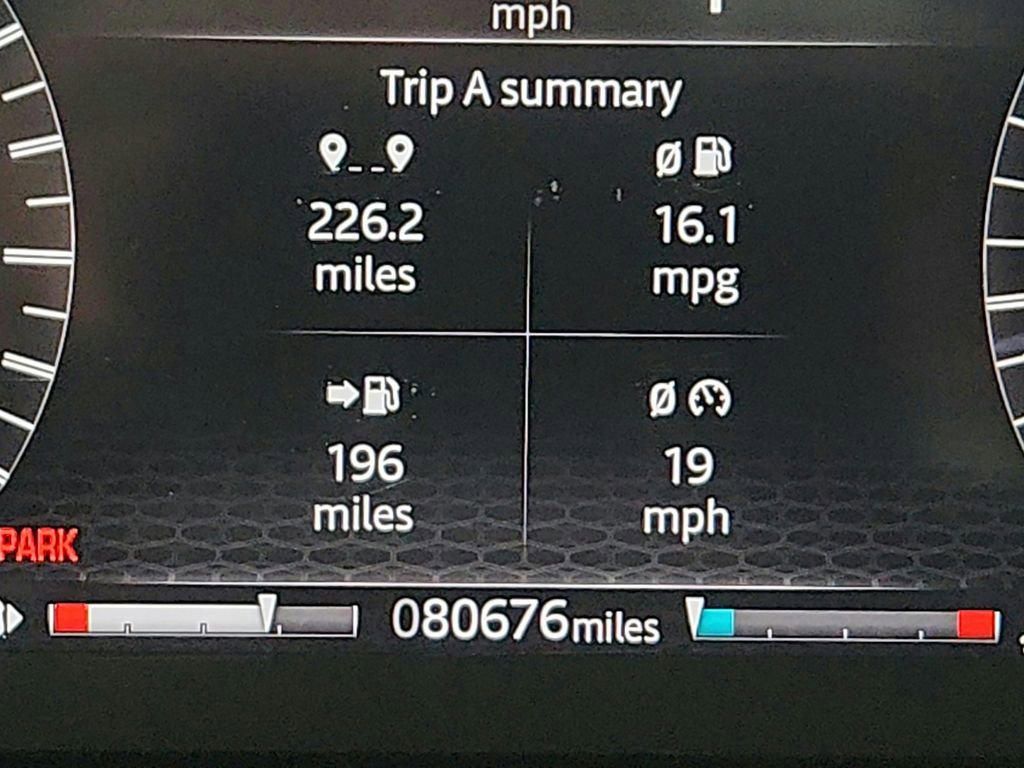 Used 2020 Land Rover Discovery Sport S image 16