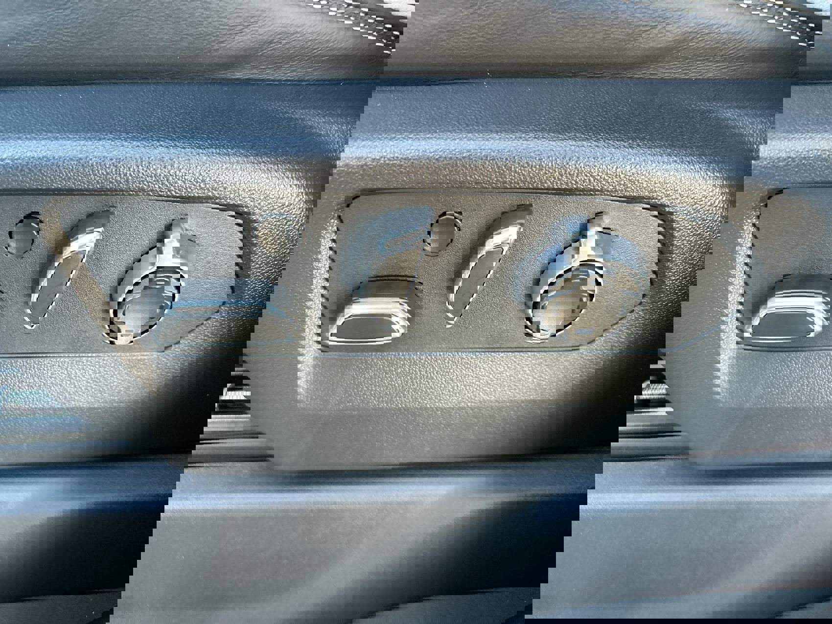 Used 2026 GMC Sierra 1500 AT4X image 12