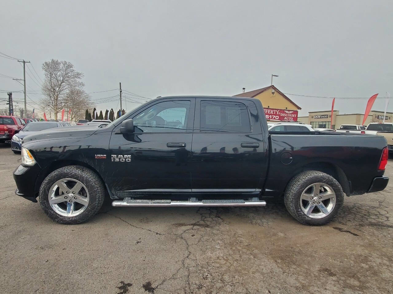 Used 2018 RAM 1500 Express w/ Express Value Package image 2