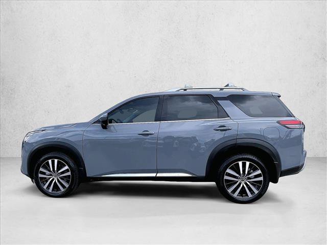 Used 2024 Nissan Pathfinder Platinum AWD/4WD image 6