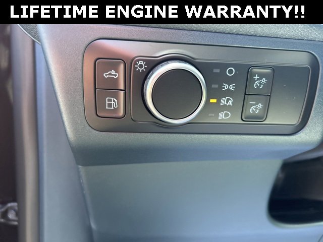 New 2025 Ford Maverick XLT image 12