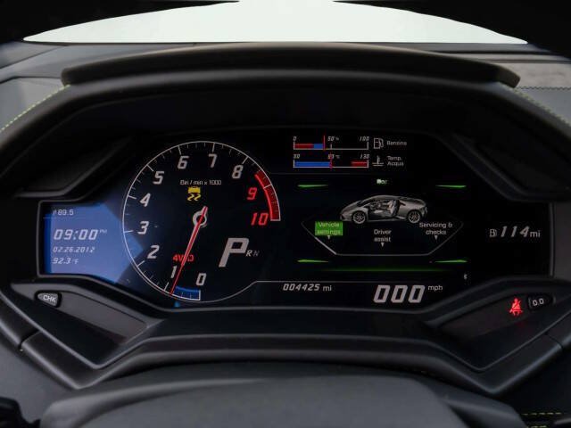 Used 2016 Lamborghini Huracan LP 610-4 Avio AWD/4WD image 14