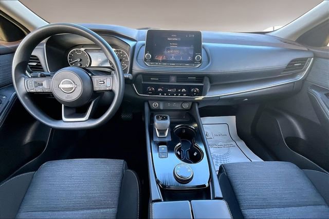 Used 2023 Nissan Rogue SV image 7