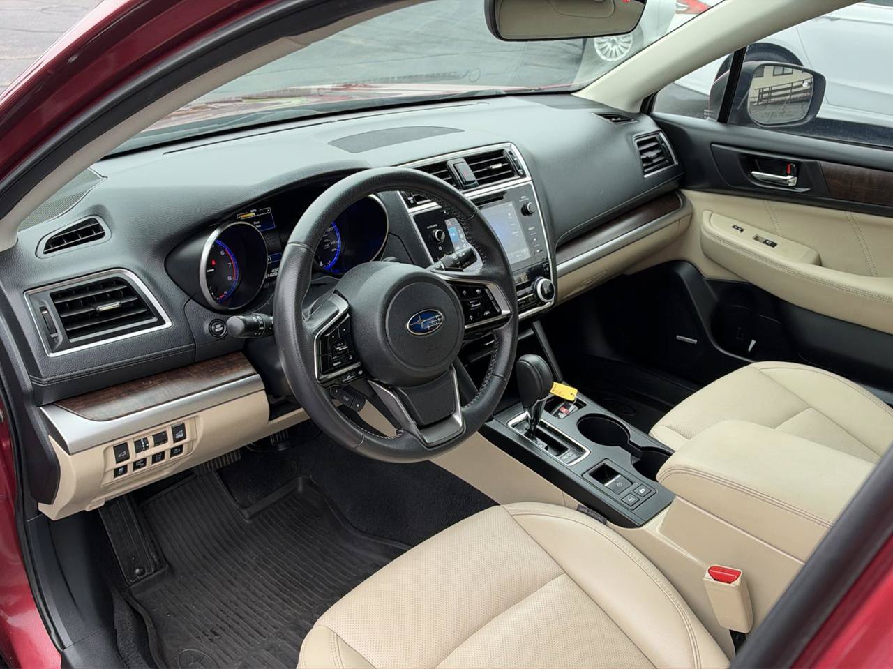 Used 2019 Subaru Outback 2.5i Limited AWD/4WD image 11