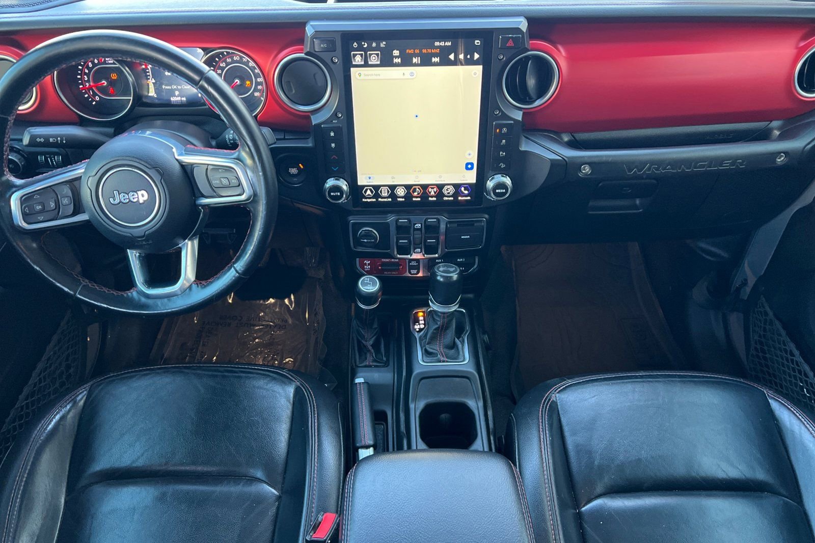 Used 2021 Jeep Wrangler Unlimited Rubicon AWD/4WD image 13
