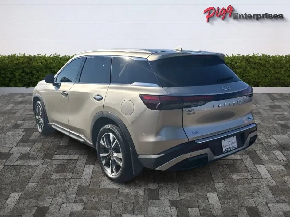 Used 2023 INFINITI QX60 Luxe w/ Cargo Package AWD/4WD image 2