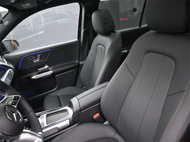 New 2025 Mercedes-Benz GLB 250 image 19