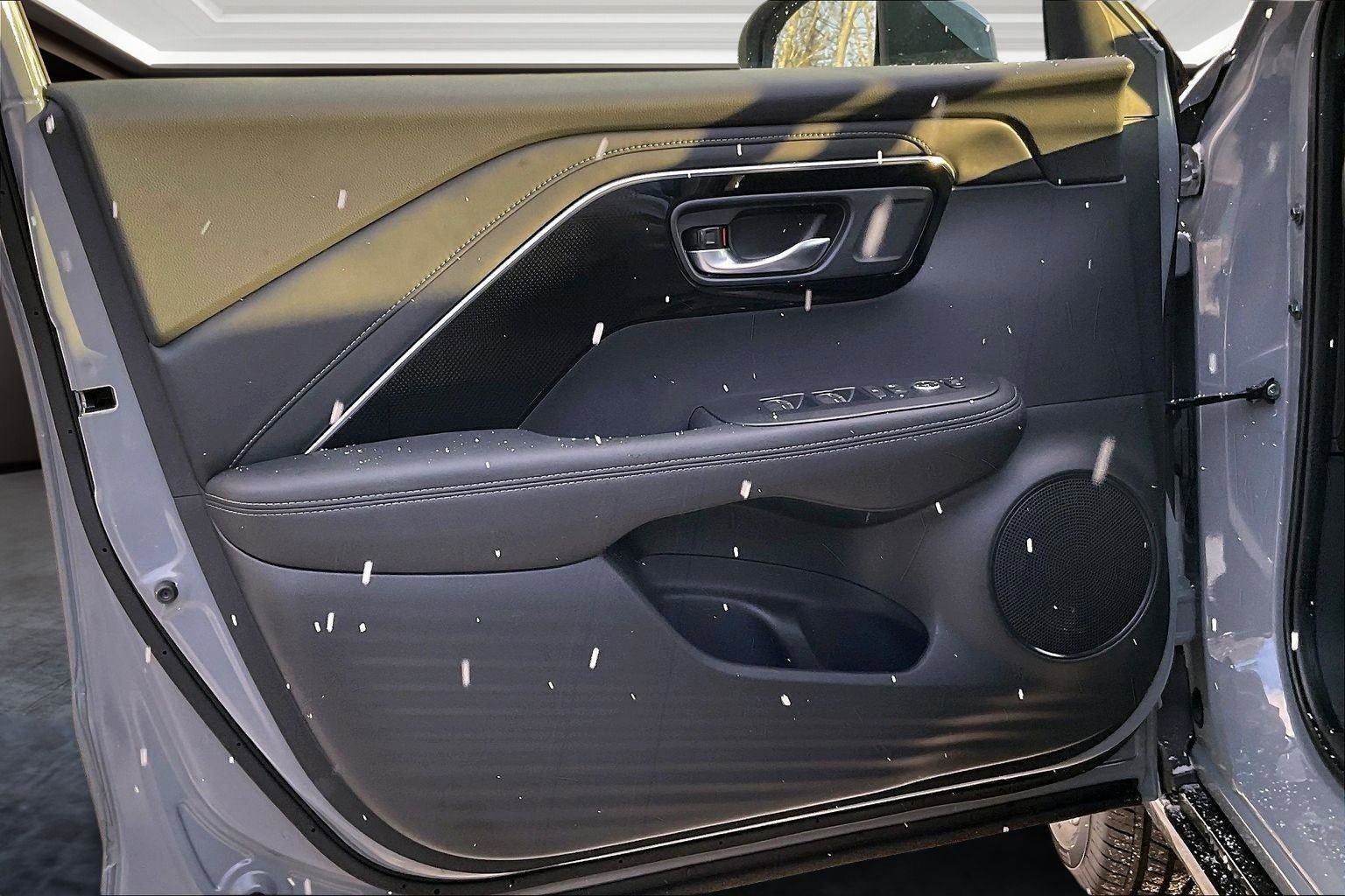 Certified 2025 Acura ADX FWD image 18