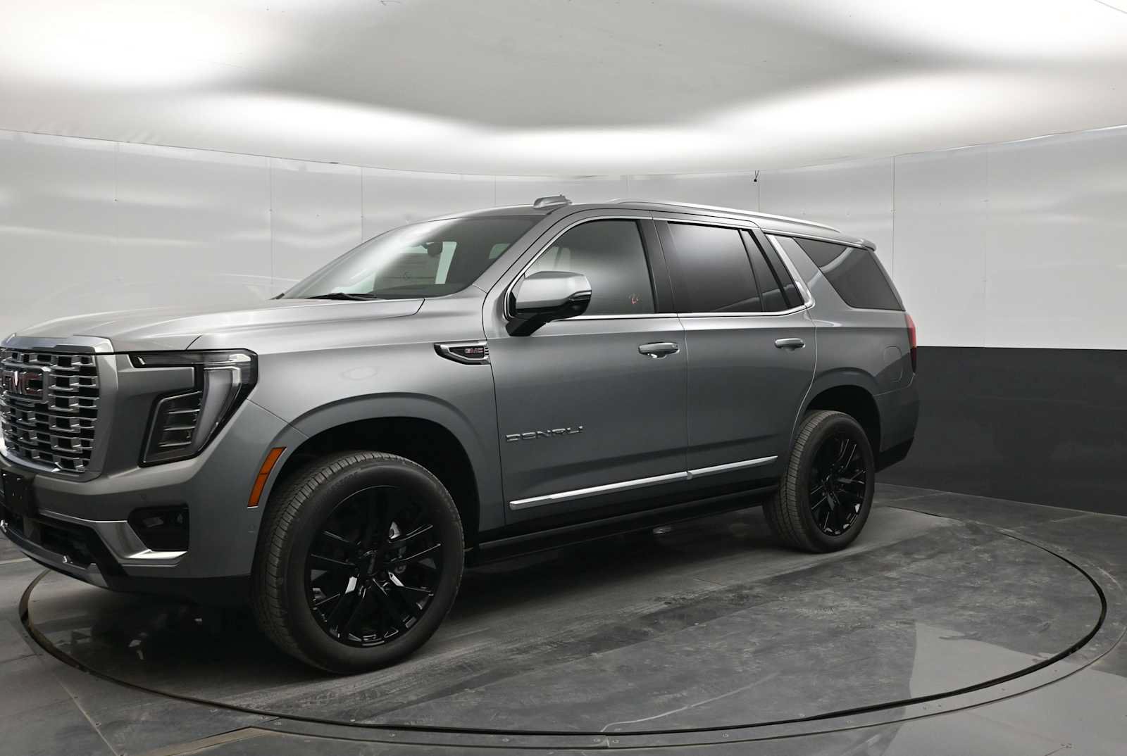 New 2027 GMC Yukon Denali w/ Denali Reserve Package AWD/4WD image 4