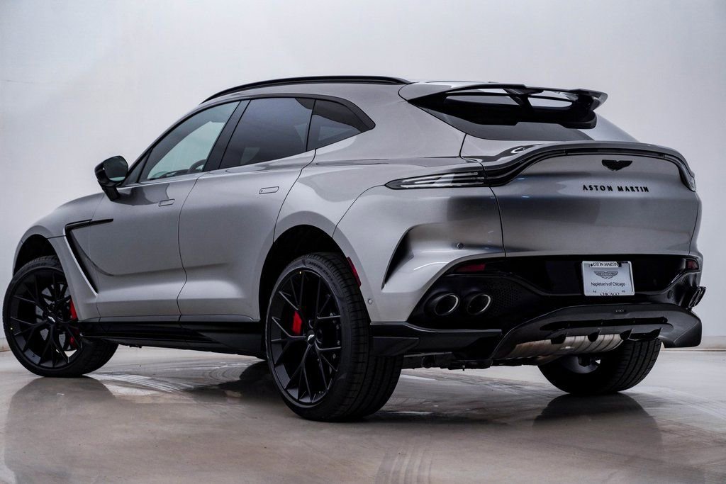 New 2026 Aston Martin DBX 707 image 8