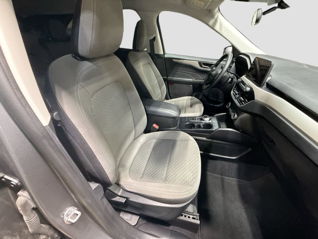 Used 2022 Ford Escape SE w/ Convenience Package image 28