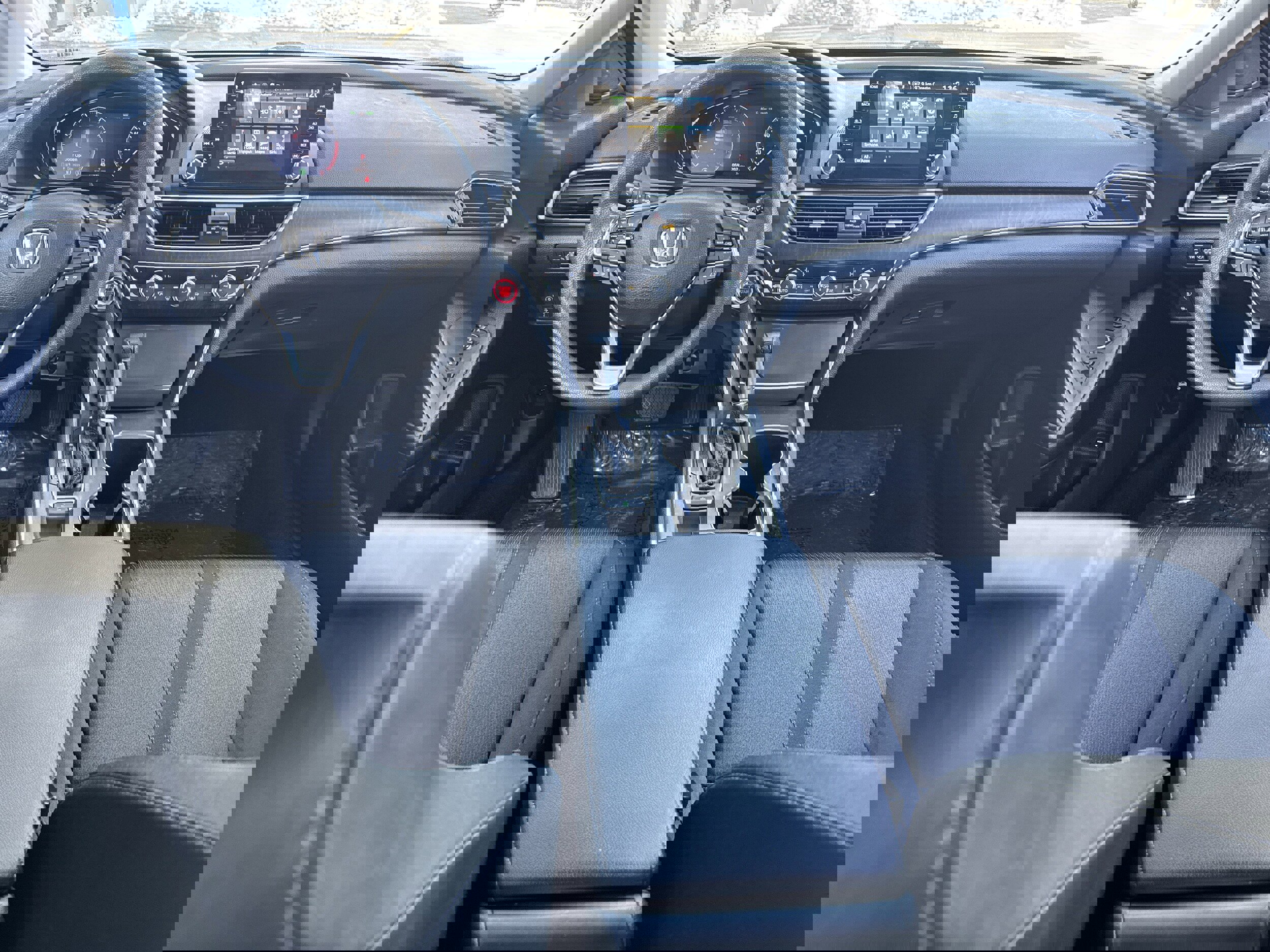 Used 2018 Honda Accord EX image 14