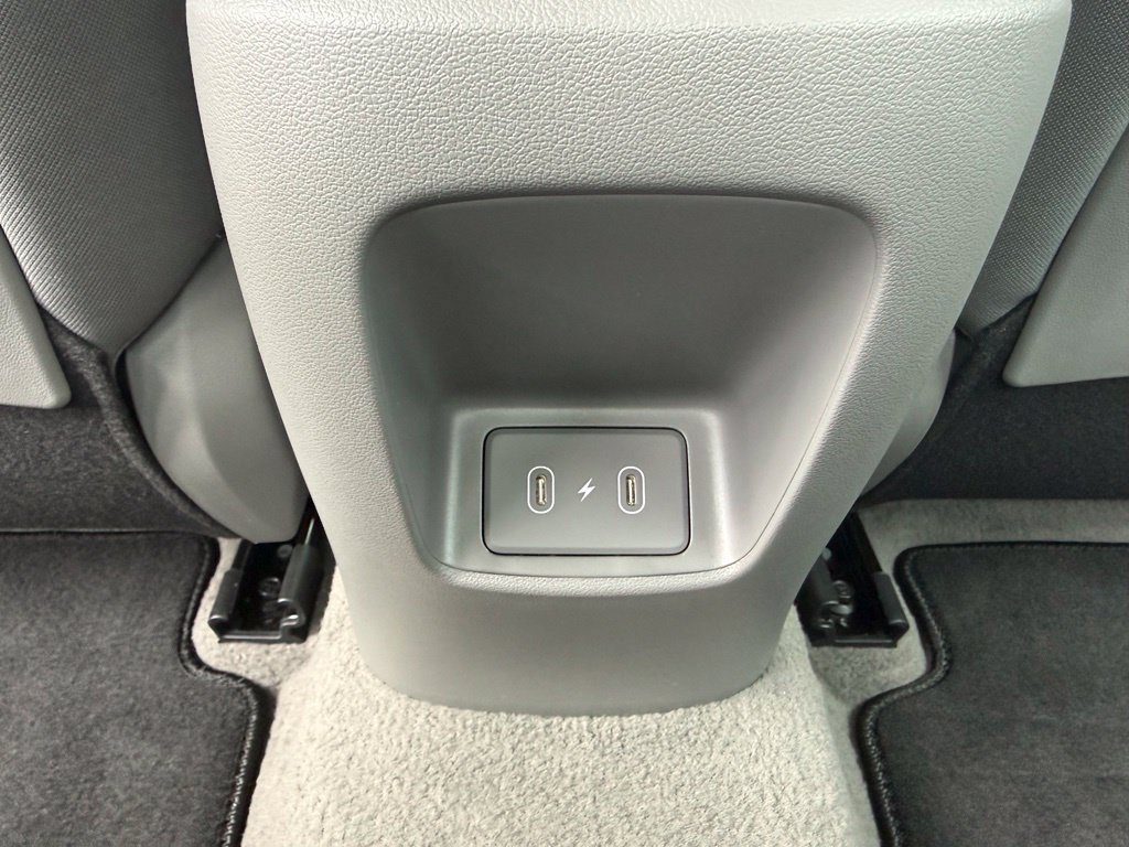 Certified 2026 Hyundai Elantra Hybrid FWD image 17