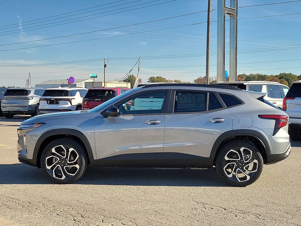 New 2026 Chevrolet Trax RS w/ Driver Confidence Package image 3