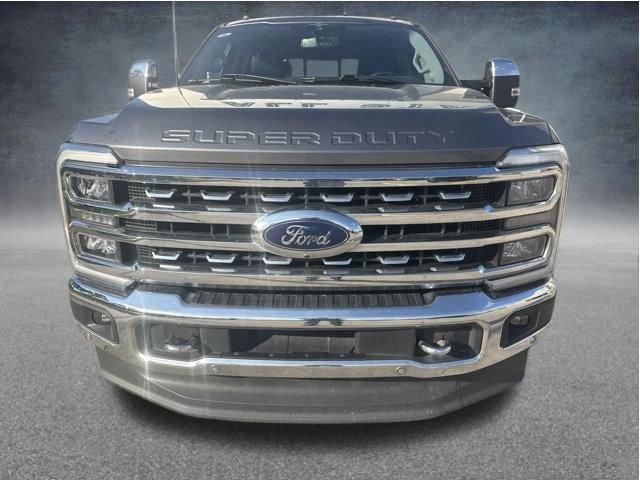 Used 2023 Ford F250 Lariat w/ Lariat Ultimate Package AWD/4WD image 4