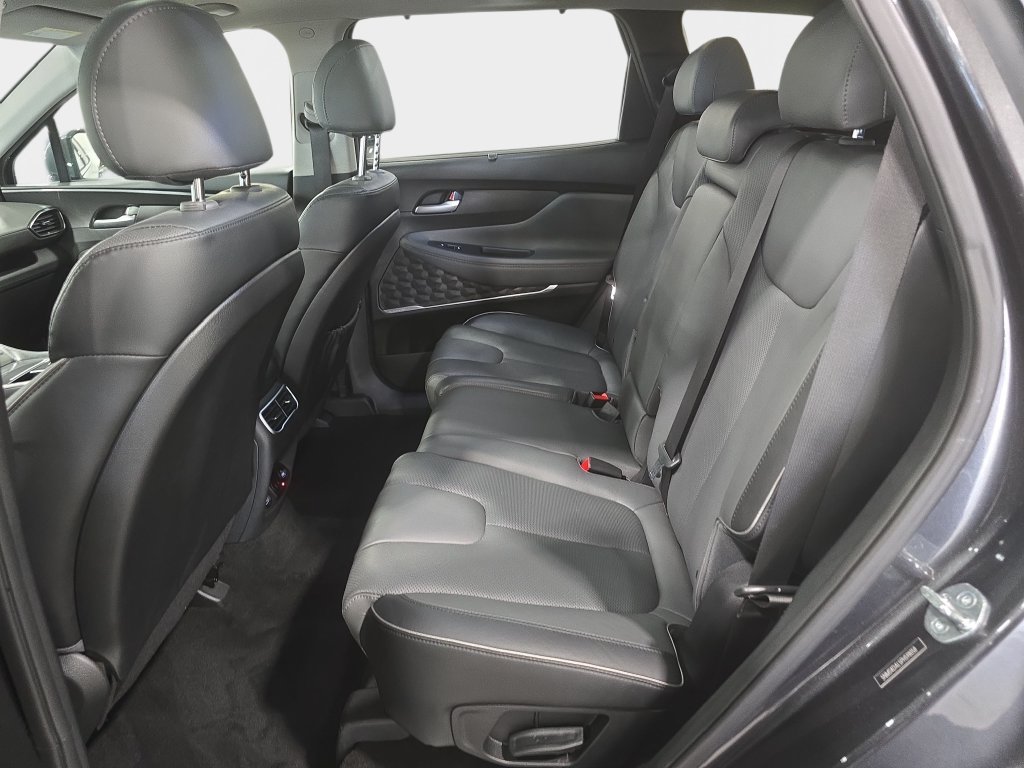 Used 2023 Hyundai Santa Fe Limited AWD/4WD image 28