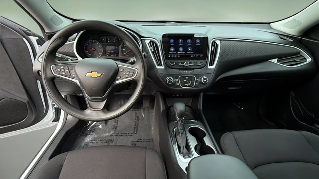 Used 2024 Chevrolet Malibu LS FWD image 16