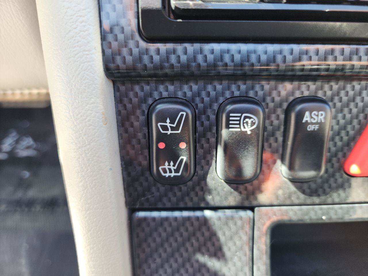 Used 1998 Mercedes-Benz SLK 230 image 25