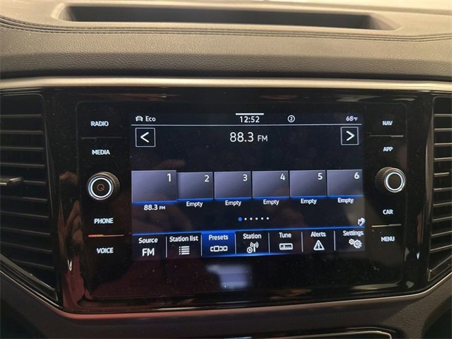 Used 2023 Volkswagen Atlas Cross Sport SEL image 23