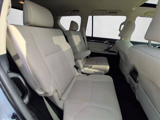 Used 2021 Lexus GX 460 Premium AWD/4WD image 18