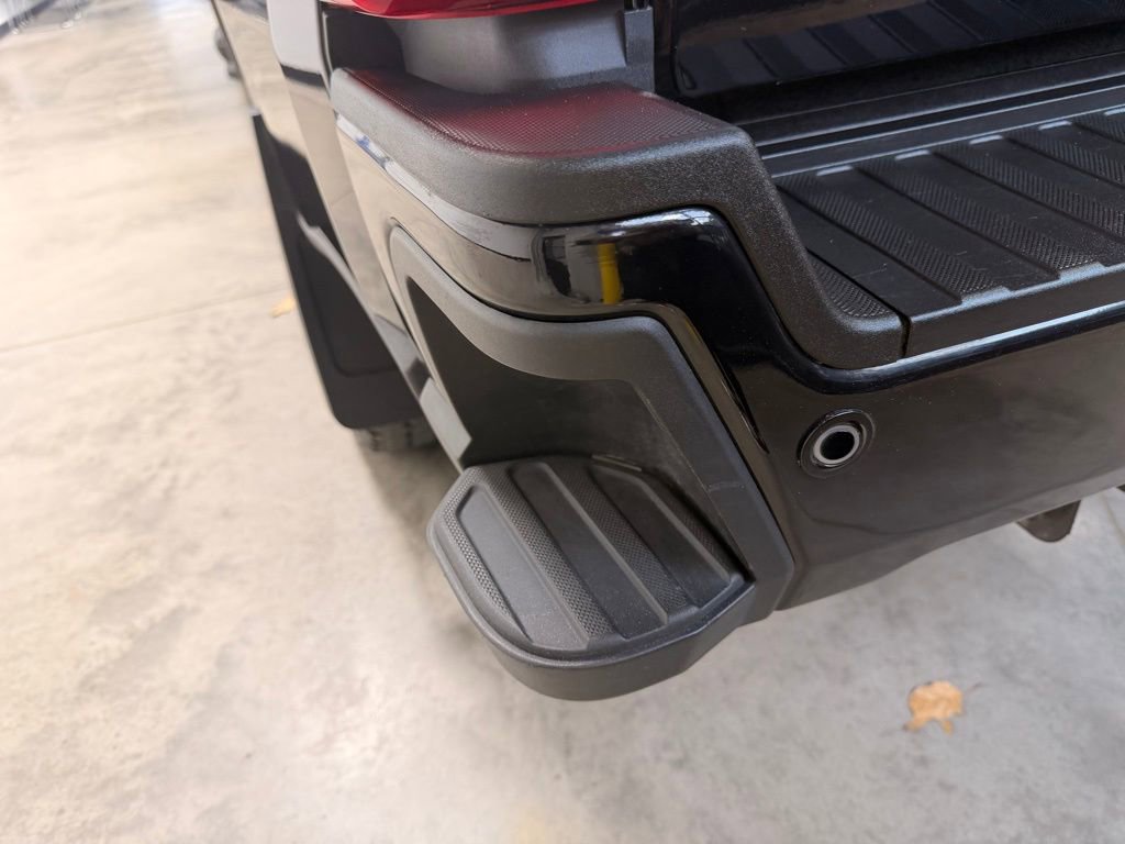 Used 2024 Ford F250 Lariat w/ Lariat Ultimate Package image 13