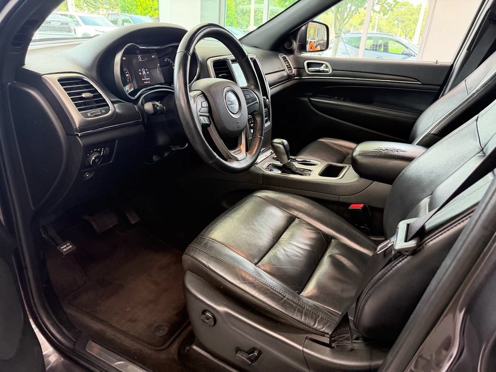 Used 2018 Jeep Grand Cherokee Limited RWD image 12