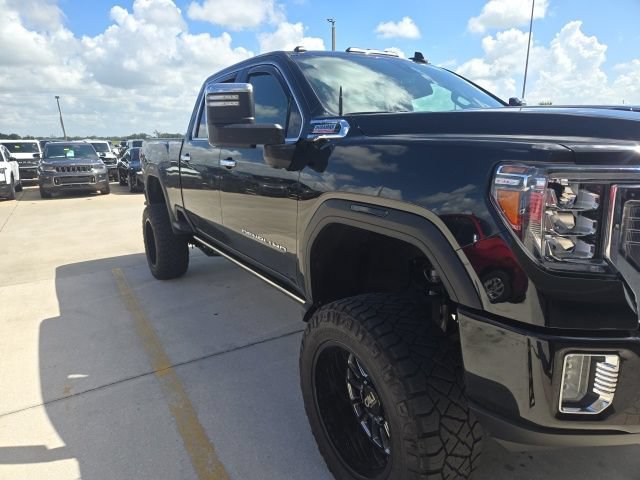 Used 2022 GMC Sierra 3500 Denali AWD/4WD image 6
