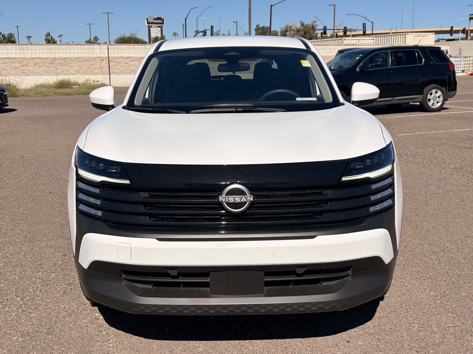 Used 2025 Nissan Kicks SV FWD image 7