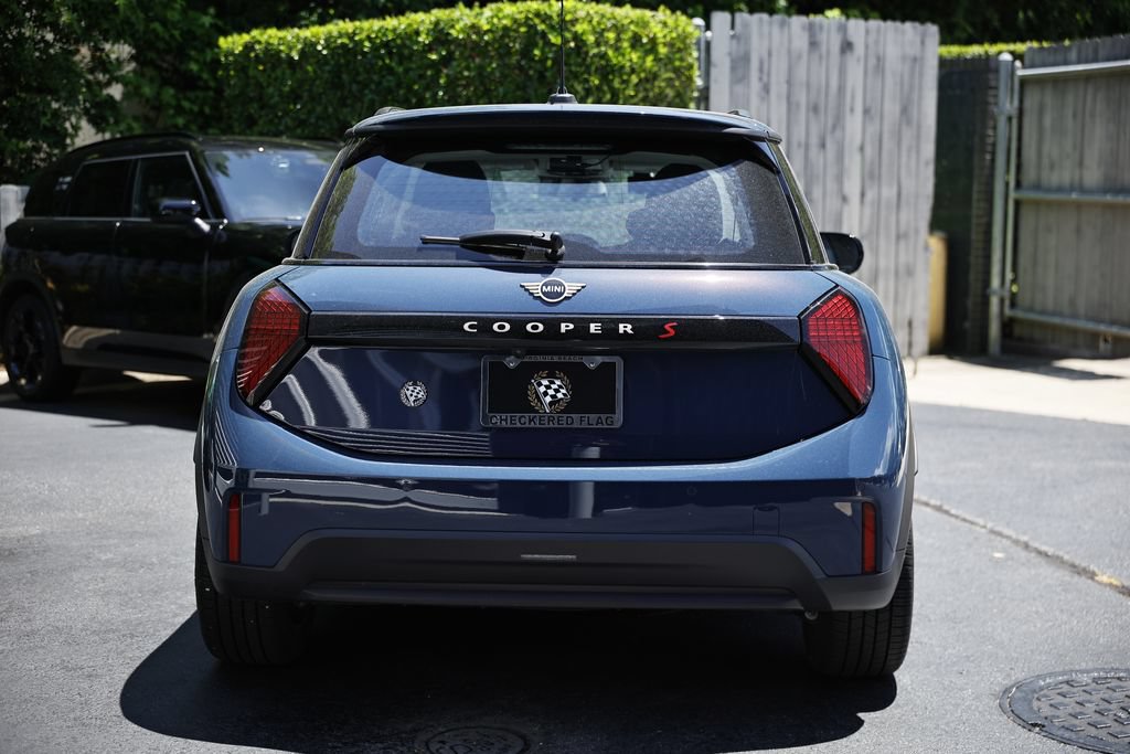Used 2025 MINI Cooper S FWD image 10