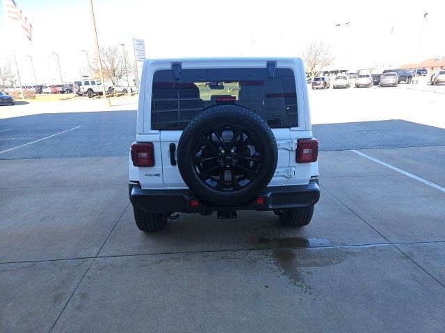 Used 2021 Jeep Wrangler Unlimited Sahara w/ Cold Weather Group image 6