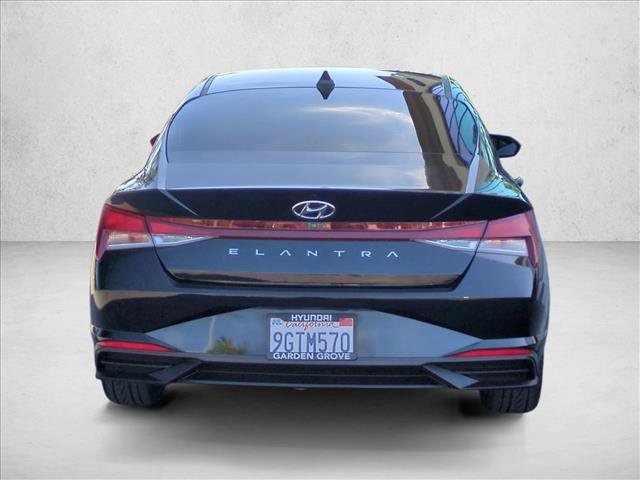 Used 2023 Hyundai Elantra SEL w/ Convenience Package image 7