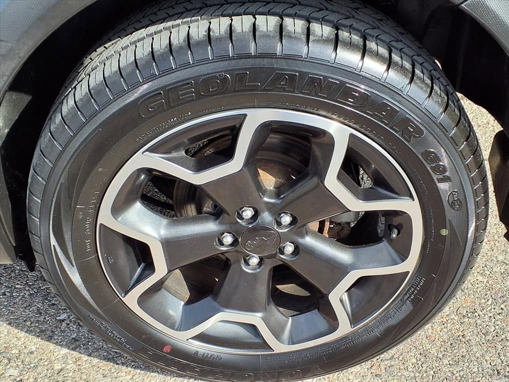 Used 2014 Subaru Crosstrek 2.0i Premium image 7