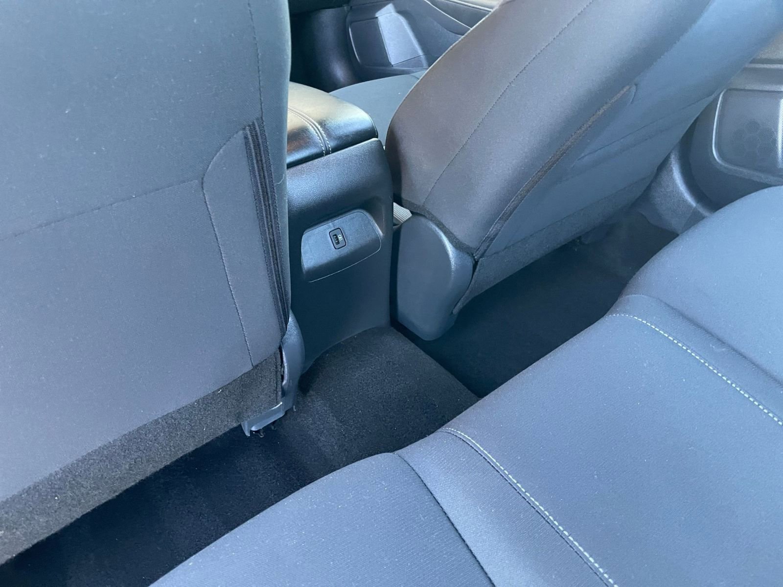 Used 2025 Nissan Sentra SV image 23