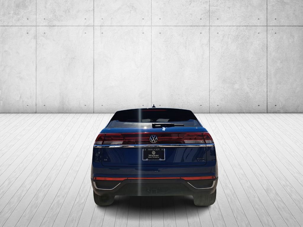 Used 2025 Volkswagen Atlas Cross Sport SE image 6