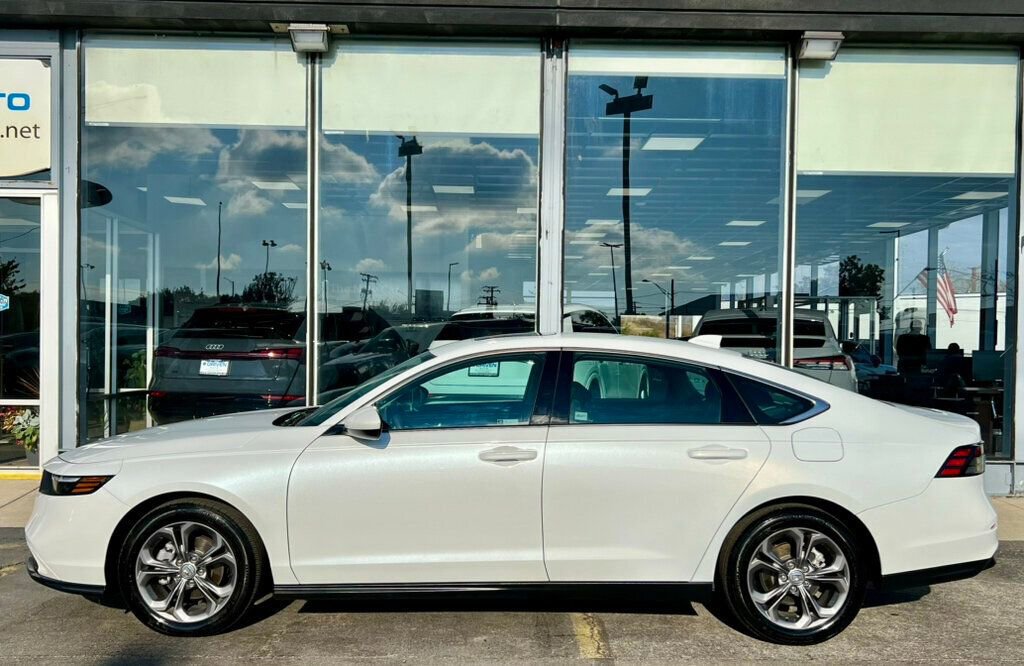 Used 2024 Honda Accord EX image 2