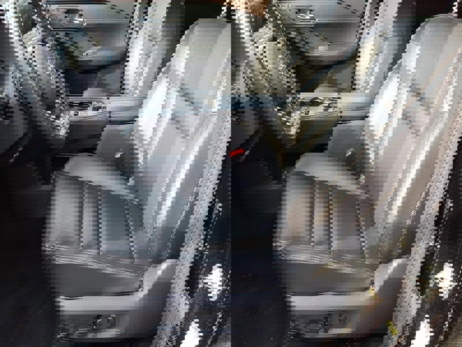 Used 2023 Nissan Rogue SL w/ SL Premium Package image 10