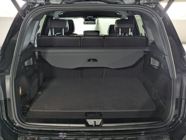 Used 2025 Mercedes-Benz GLB 250 image 10