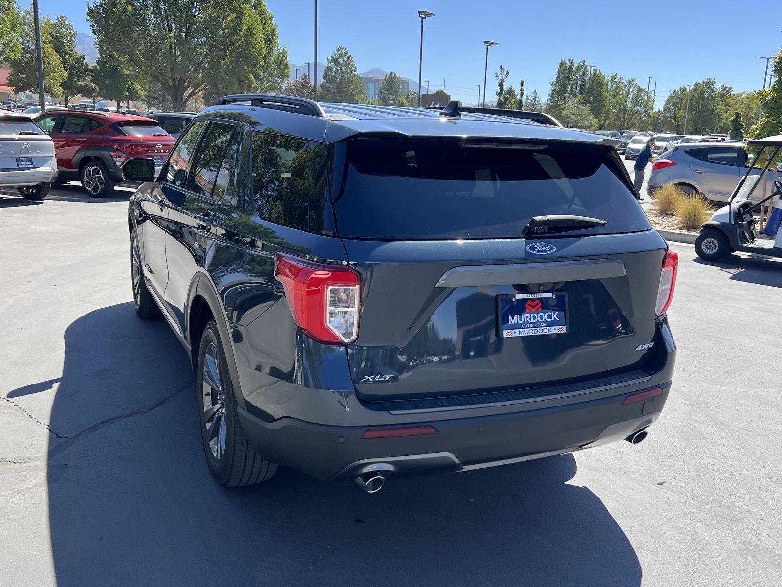 Used 2022 Ford Explorer XLT w/ Equipment Group 202A AWD/4WD image 18