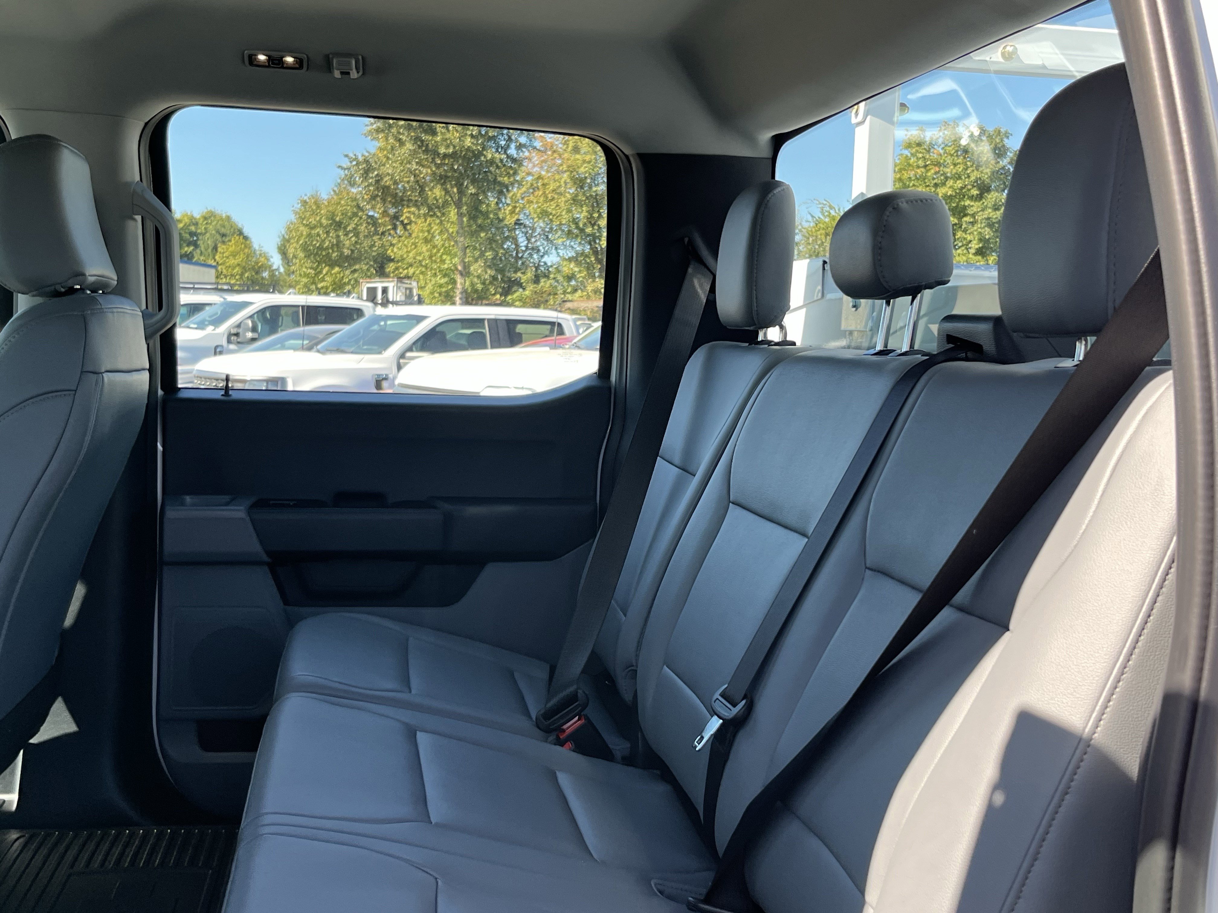 New 2026 Ford F550 4x4 Crew Cab Super Duty image 17